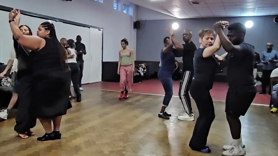 Cuban Vibes Dance School dance studio in Brent