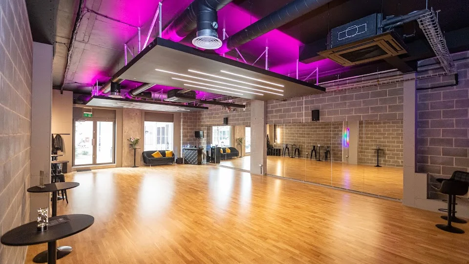 Flow Dance Nine Elms