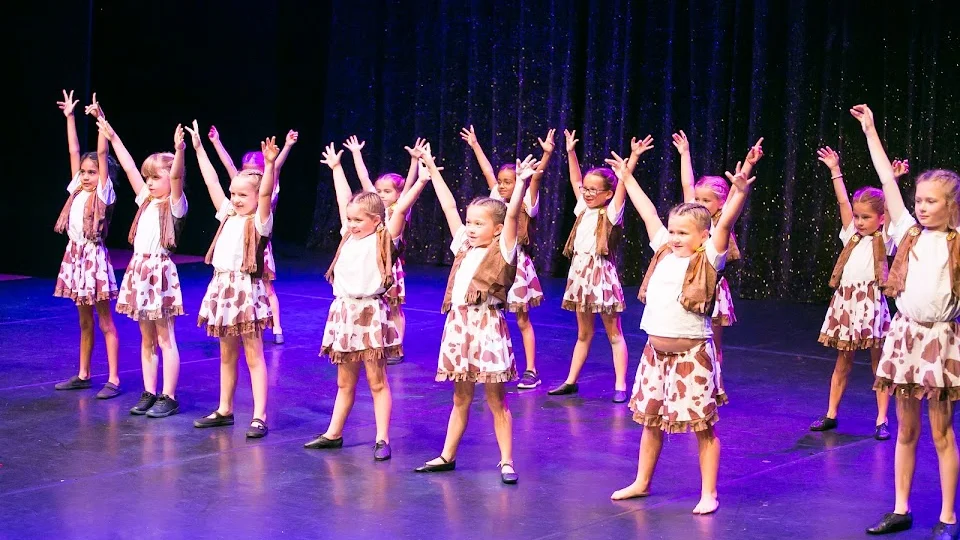 Harlequins Theatre School