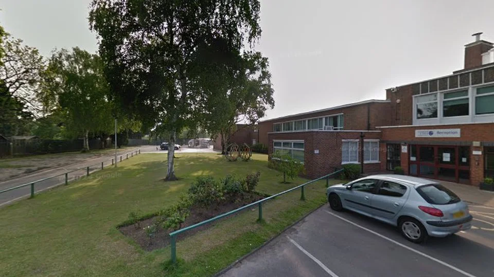 Pauline Quirke Academy of Performing Arts Chislehurst and Sidcup dance studio in Bexley